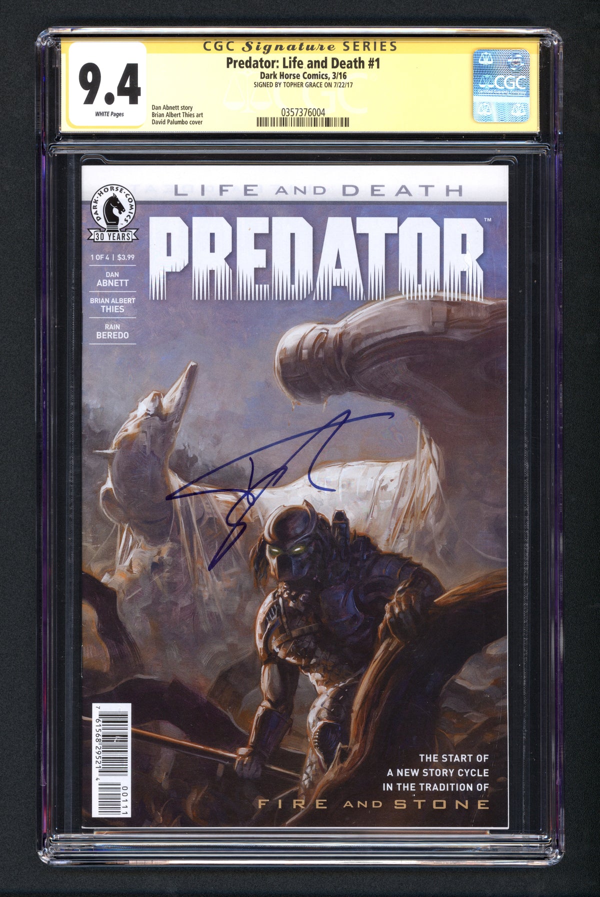 VIM_grade_cgc-9-4-signed-by-topher-grace-0357376004