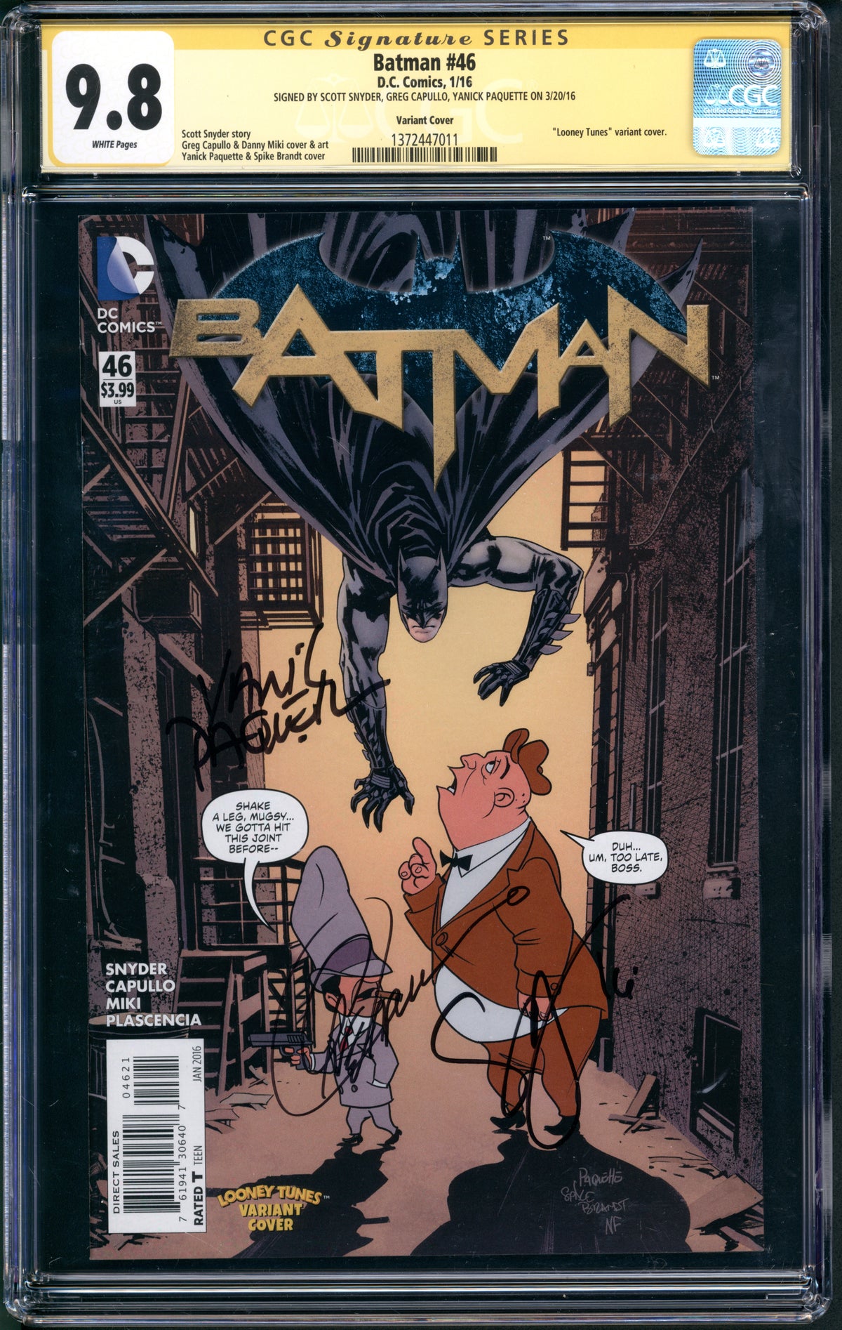 VIM_grade_cgc-9-8-variant-cover-signed-by-yanick-paquette-scott-snyder-and-greg-capullo-1372447011